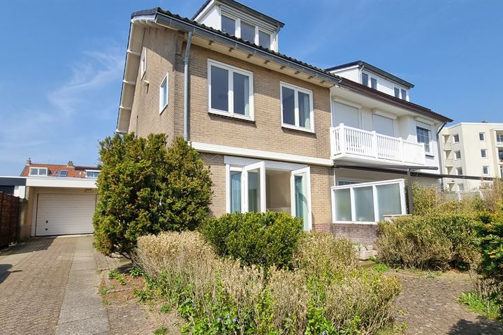 Cort van der Lindenstraat 6 in Zandvoort foto