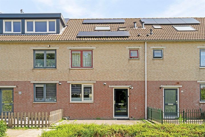 Count Basiestraat 56 in Almere foto