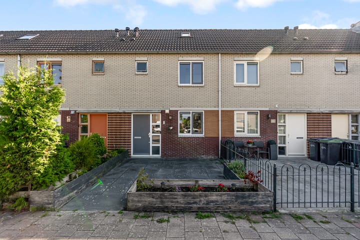 Couperusweg 8 in Almere