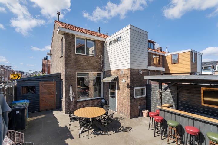 Cremerstraat 170 in Pernis Rotterdam foto