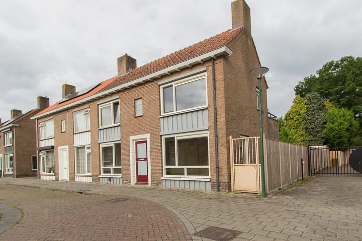 Crispijnstraat 2 in Kaatsheuvel foto