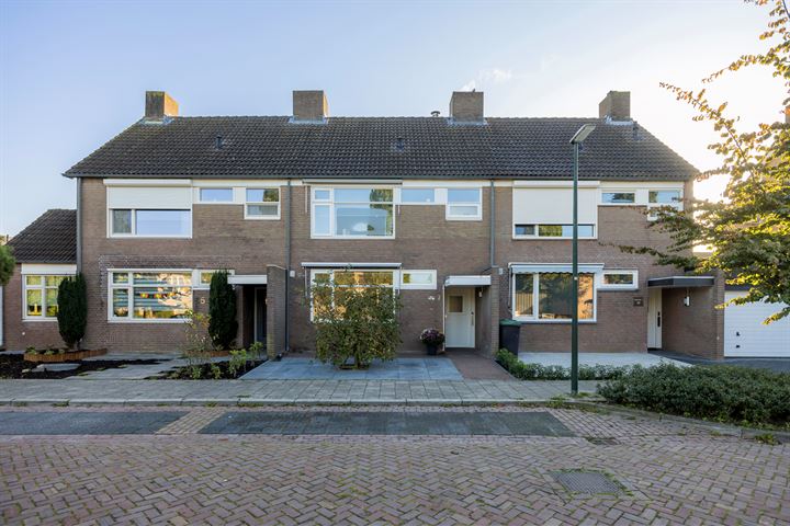 Crocuslaan 7 in Valkenswaard foto