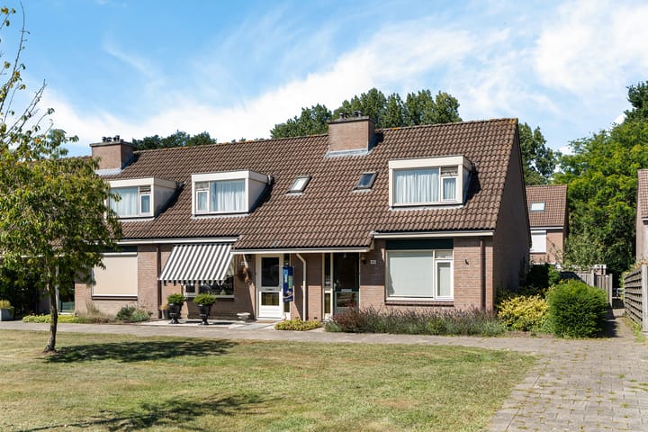 Cruys Voorberghstraat 45 in Hengelo foto