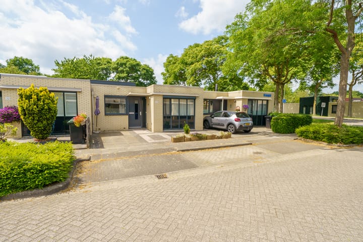 Csardasstraat 30 in Almere
