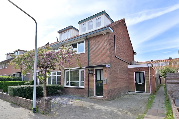 Curiestraat 48 in Hilversum foto