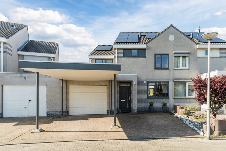 Cyclaamberg 12 in Roosendaal foto