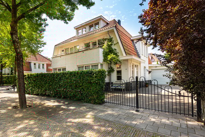 d'Aulnis de Bourouilllaan 15A in Baarn