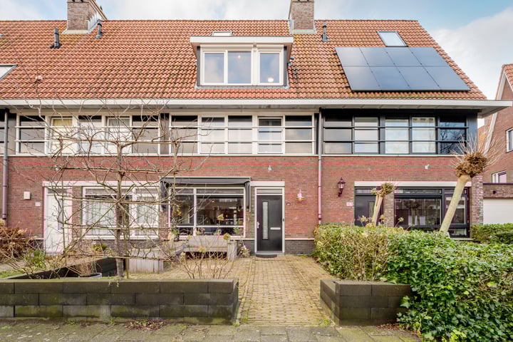 D. Marotstraat 101 in Velserbroek foto