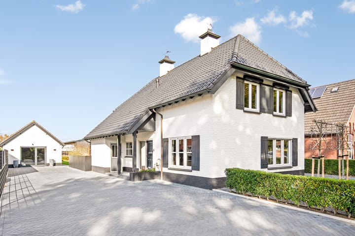 D'Oultremontweg 2A in Elshout foto