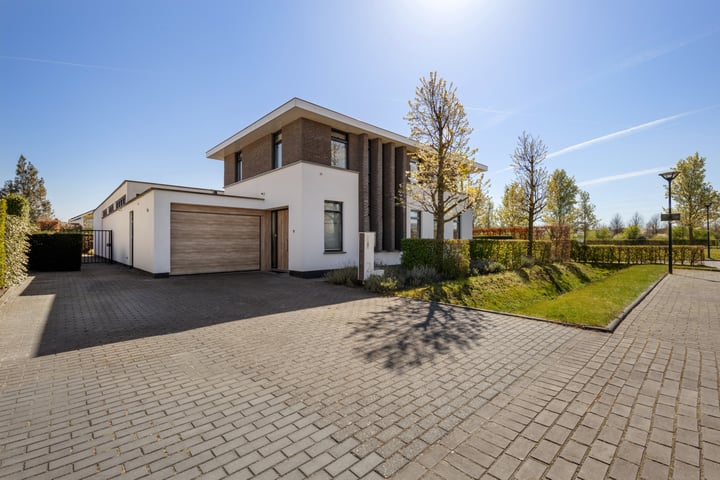 Daasdonklaan 2 in Roosendaal foto
