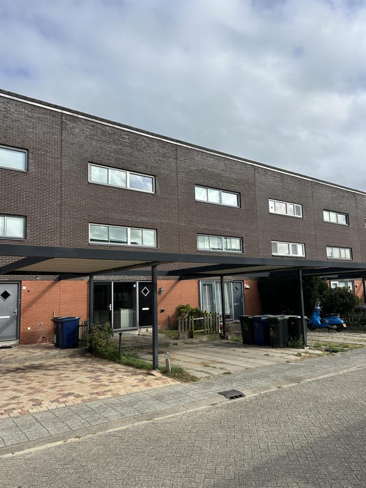 Dageraadstraat 7 in Almere foto