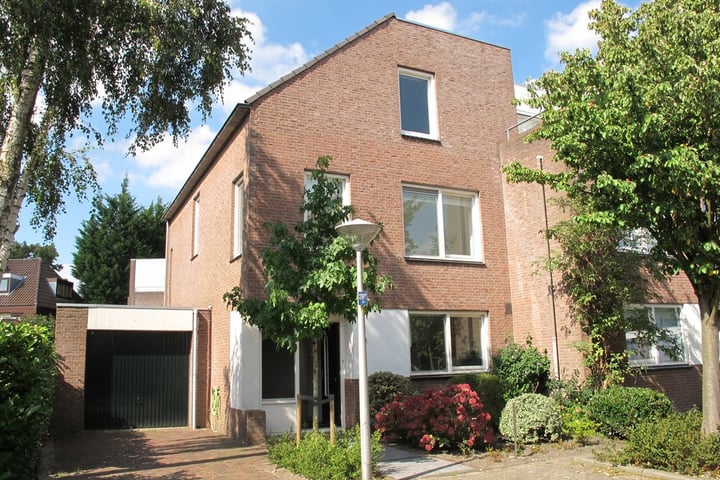 Dahliahof 23 in Wassenaar foto
