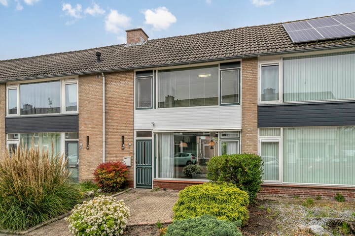 Dahliastraat 15 in Steenbergen