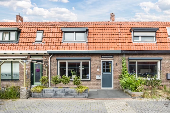 Dahliastraat 18 in Terneuzen foto