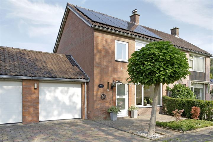 Dahliastraat 7 in Enkhuizen foto