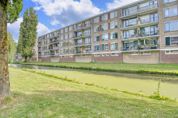 Foto van woning Dahliastraat 76, Zwijndrecht