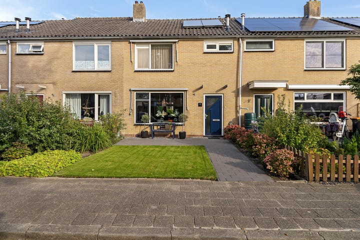 Dahliastraat 8 in Hoogkarspel