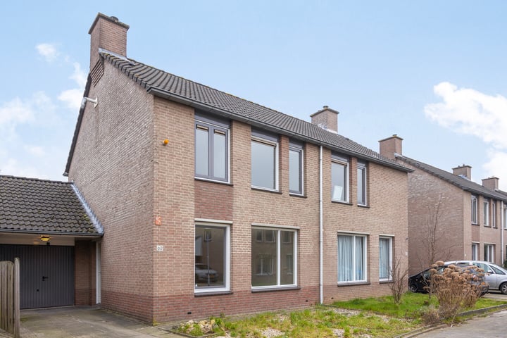 Dahliavallei 80 in 's-Hertogenbosch foto