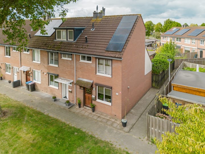 Dallelaan 2 in Spijkenisse foto