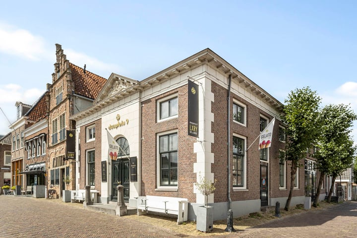 Damplein 9 in Edam foto