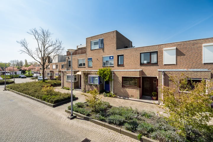 Damsterdiep 44 in Dordrecht foto