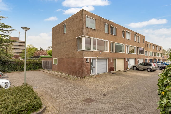 Damsterdiep 78 in Dordrecht