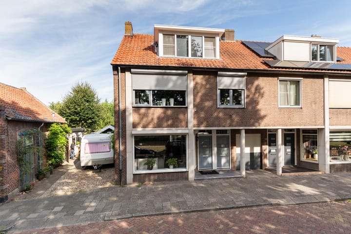 Damstraat 12A in Hardinxveld-Giessendam foto