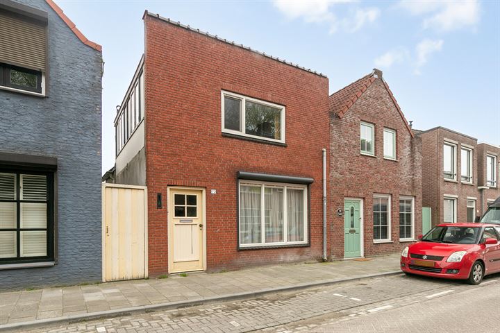 Damstraat 72 in Roosendaal foto