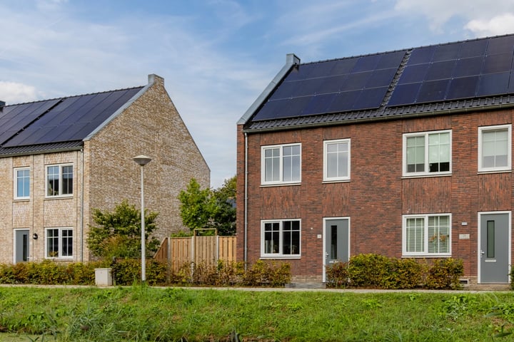 Foto van woning Damweide 26, Strijen