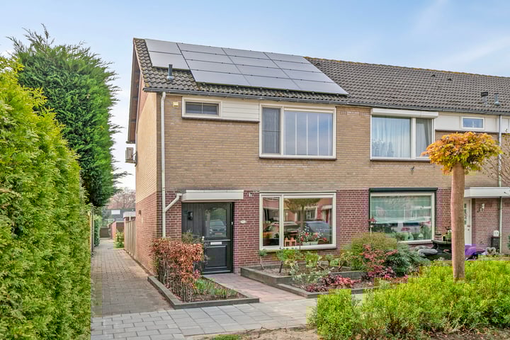 Dauwdruppelhof 20 in Fijnaart