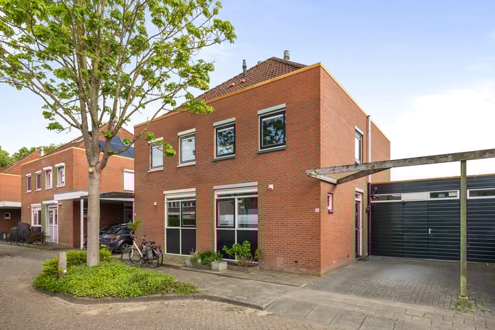 David van Bourgondiëstraat 54 in Deventer foto