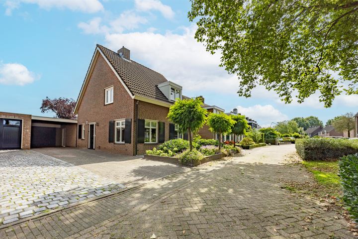De Armhoef 23 in Udenhout foto