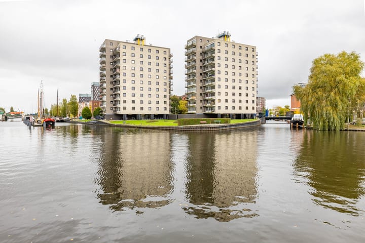 De Brink 110 in Groningen foto