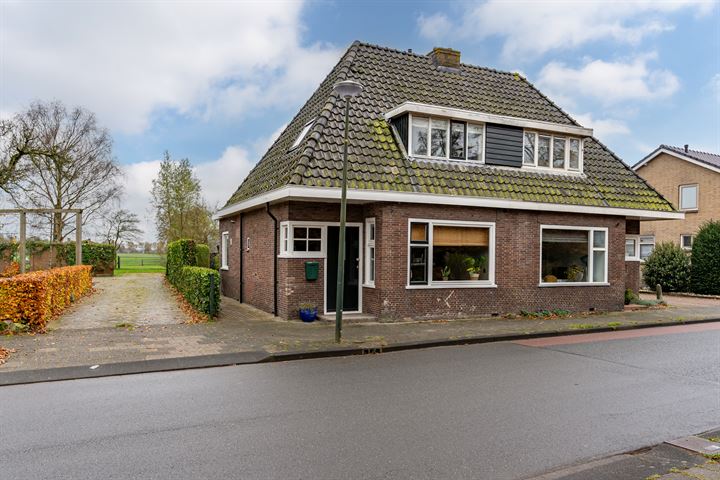 De Buorren 120 in Lippenhuizen foto