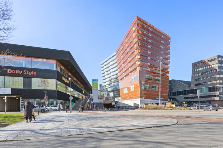 De Diagonaal 105 in Almere foto