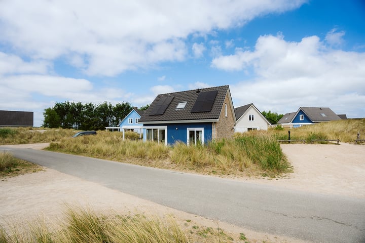 de Duinen 439 in Ouddorp foto