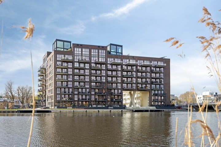 De Gashouder 16 in Zaandam foto