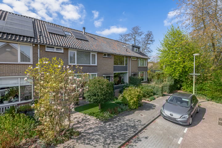 de Genestetlaan 100 in Waddinxveen foto