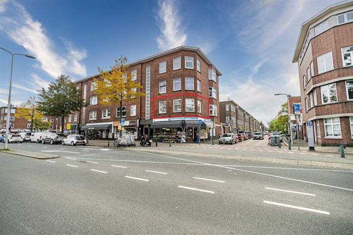 De Genestetlaan 111 in 's-Gravenhage foto