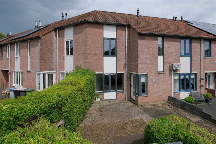 De Graspieper 76 in Almelo foto