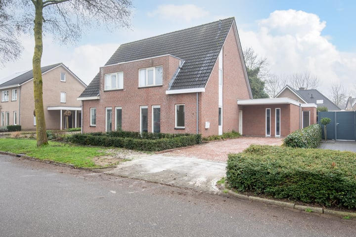 de Haaghe 56 in Beuningen Gld foto