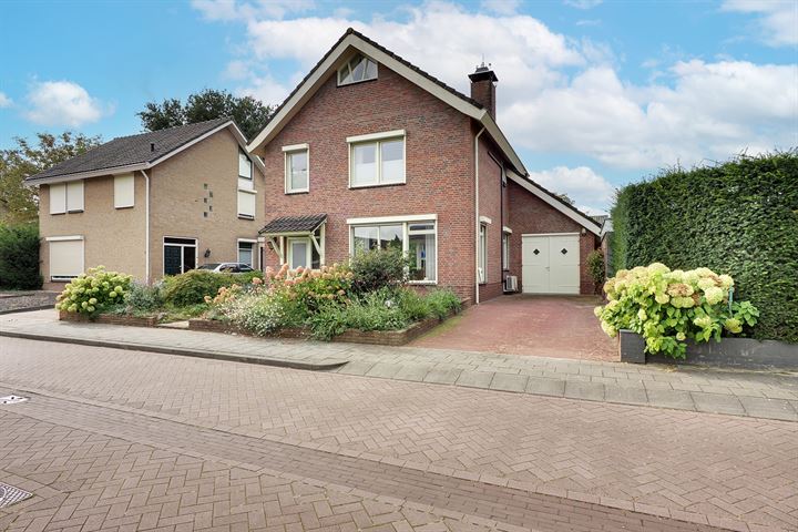 de Hazelaar 7 in Didam foto