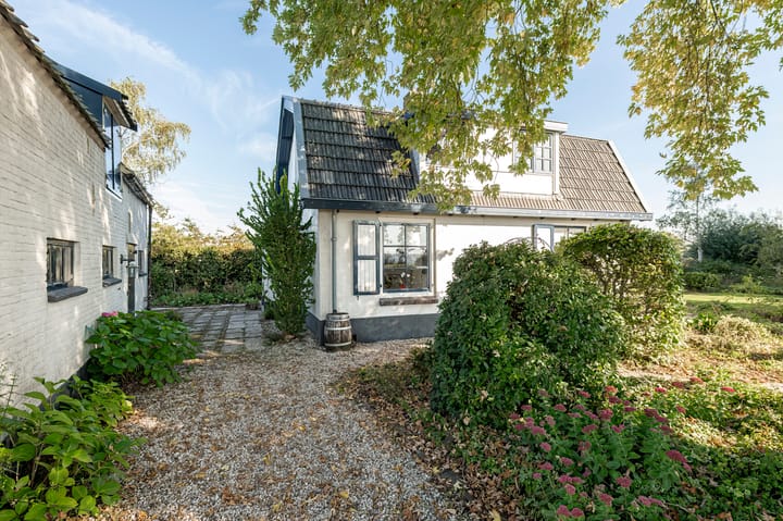 De Heuvel 4 in Beusichem foto