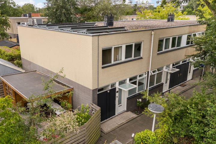 de Hooidollen 131 in Leeuwarden foto