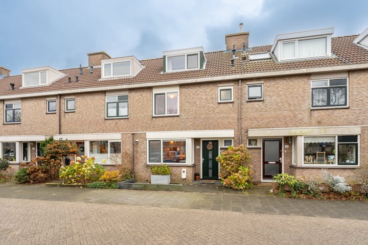 De Kamp 49 in Velserbroek foto
