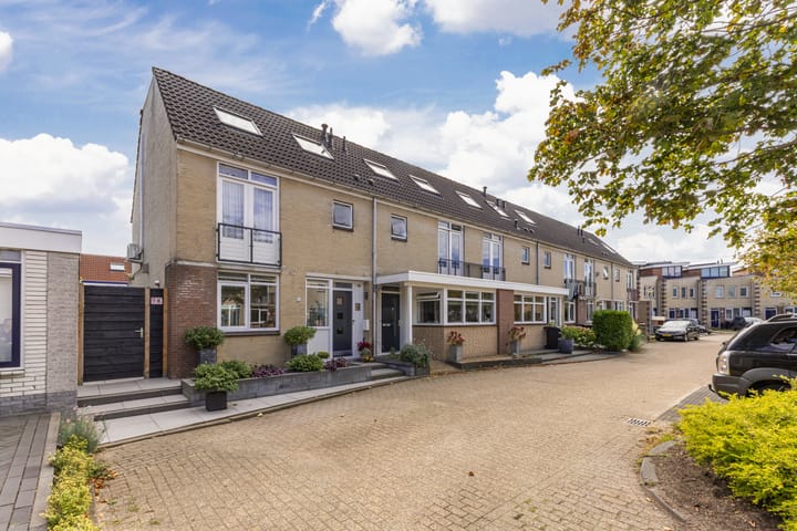De Karsseboom 5 in Wormer foto
