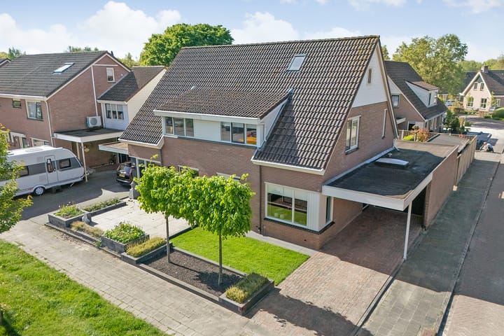 Foto van woning De Koningsvaren 100, Dedemsvaart