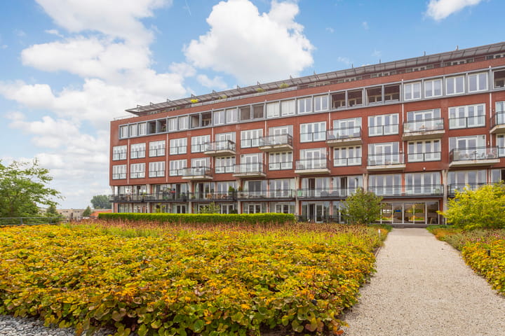 De Kranshof 136 in Tiel foto