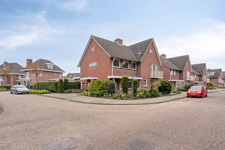 de Kromme Geer 50 in Helmond foto