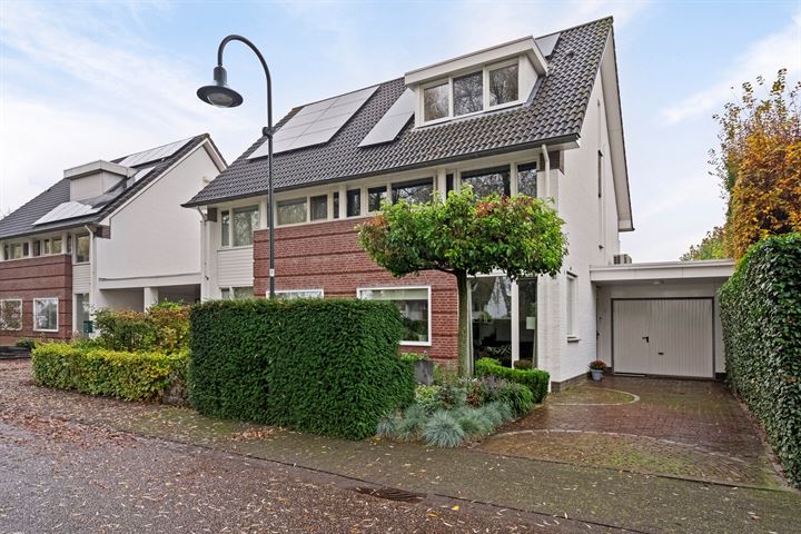 de Lage Geer 2 in Helmond foto